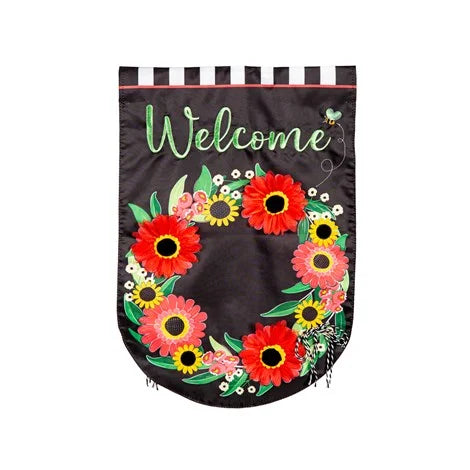 Welcome Wreath Appliqué Garden Flag