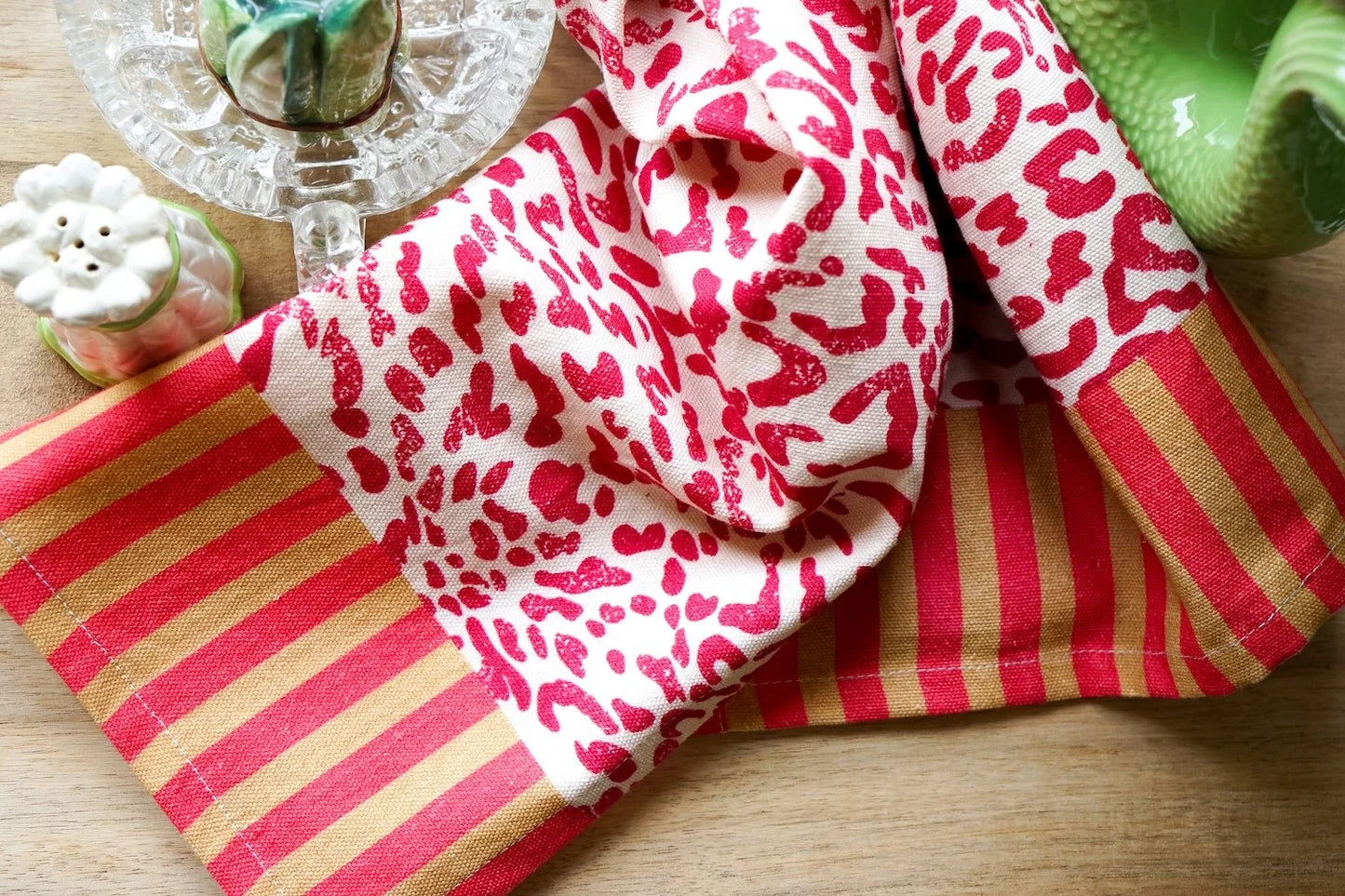 Lynette Reed Tea Towel - Paloma