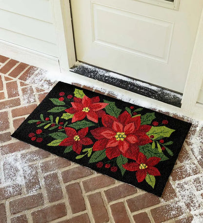 Indoor/Outdoor Holiday Poinsettia Hooked Accent Rug