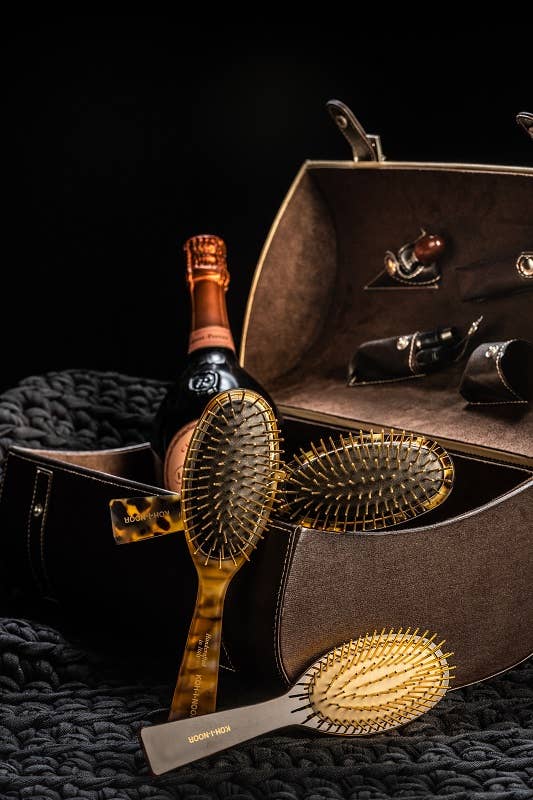 Luxury Pneumatic Hair Brush with Gold Plated Metal Pins