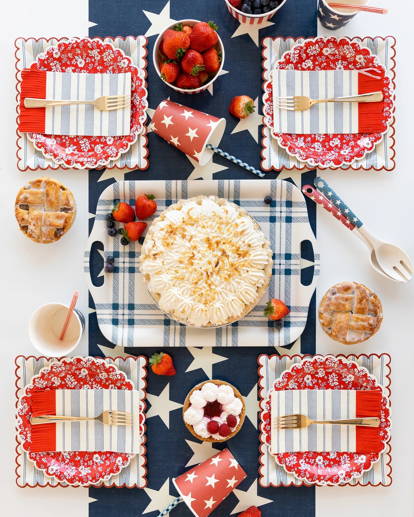 Striped Scallop Napkins