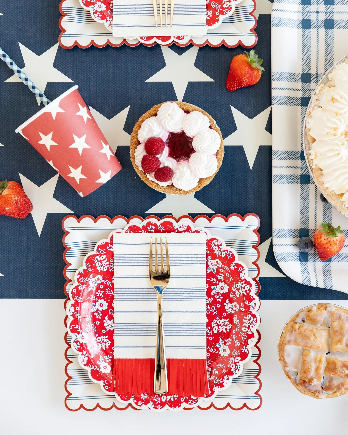 Striped Scallop Napkins