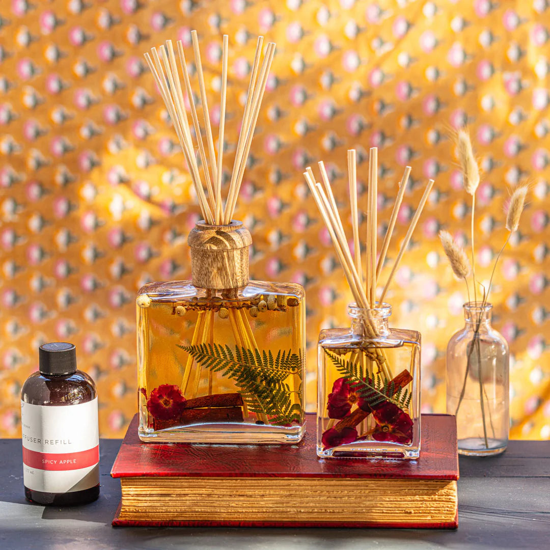 Spicy Apple Botanical Diffuser by Rosy Rings -4 oz.