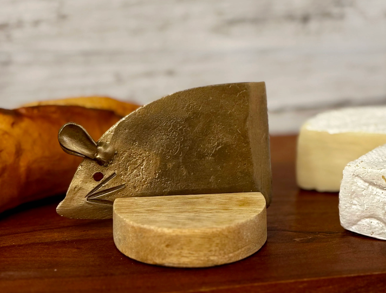 Mabry the Mouse Cheese Knife with Stand