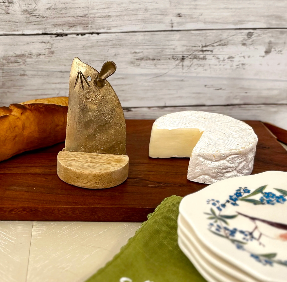Mabry the Mouse Cheese Knife with Stand