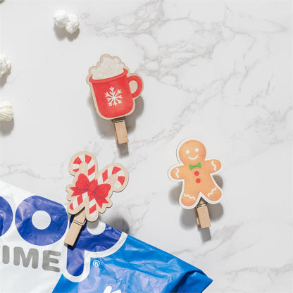 Sugar & Stripes Wood Christmas Clips