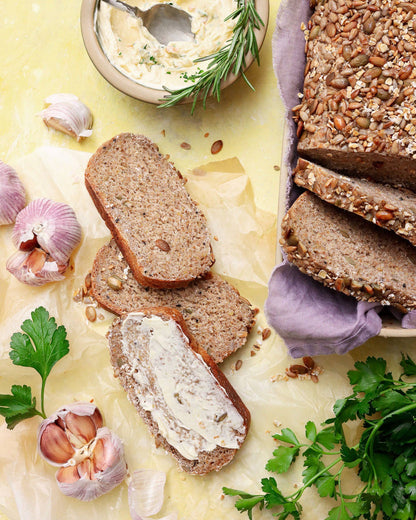 Covered Pottery Bakeware Bread Pan