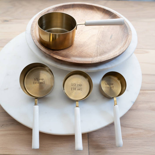 Gold Measuring Cup w/ White Enamel Handle