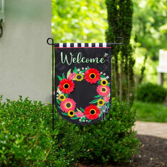 Welcome Wreath Appliqué Garden Flag