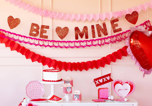 Triple Heart Tissue Garland