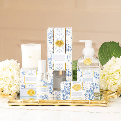 Crisp Linen Foaming Hand Soap by 8 Oak Lane