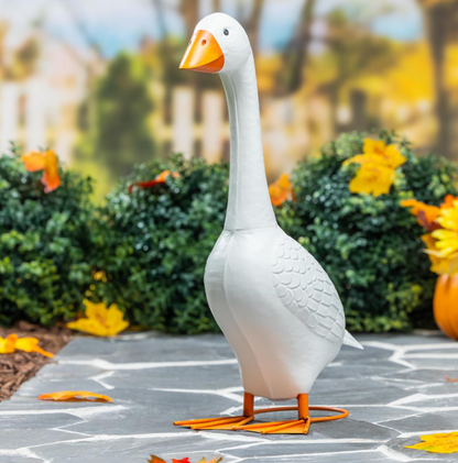 Giddy the Porch Goose